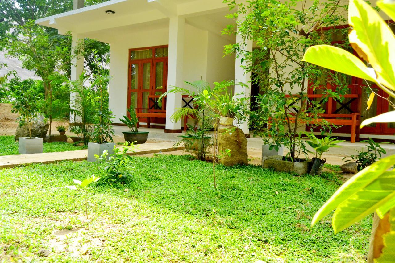 Girilena Resort 丹不拉 外观 照片